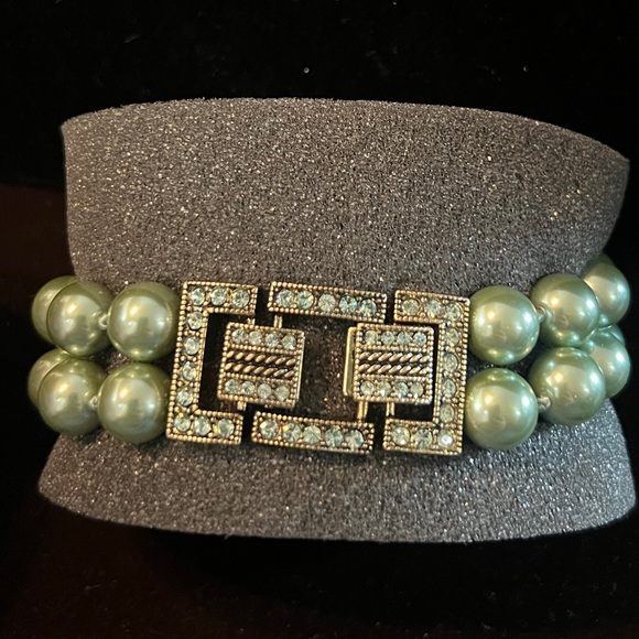 HEIDI DAUS "Exquisite Elegance"(Chrysolite) Double Strand Bracelet NIB M/L - Picture 3 of 10